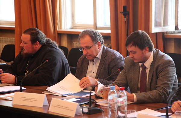 Исполнительный директор Издательского дома «Познание» принял участие в заседании общего собрания членов Издательского совета 